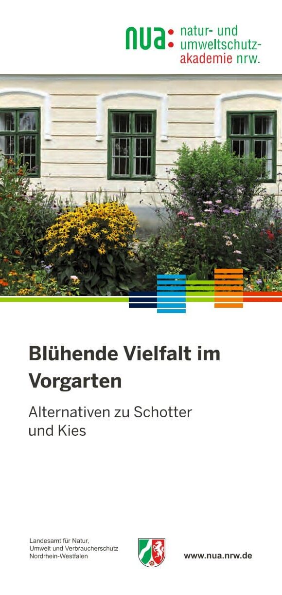 Blühende Vielfalt im Vorgarten - Alternativen zu Schotter und Kies