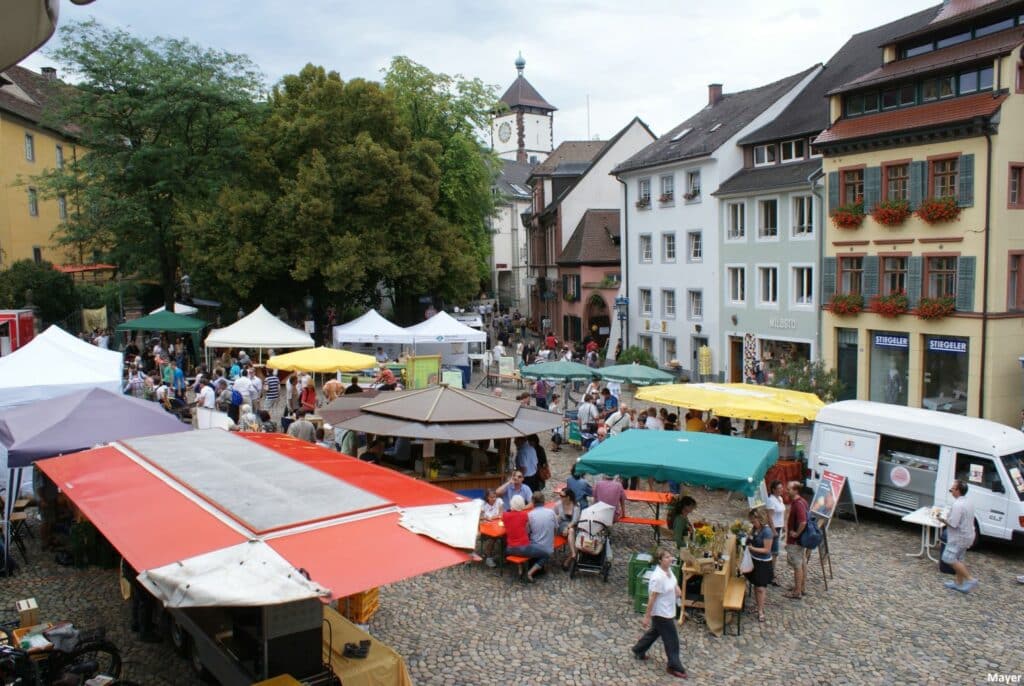 Kommunen für biologische Vielfalt - Praxisbeispiel - Stadt Freiburg im Breisgau - Regionalmärkte1