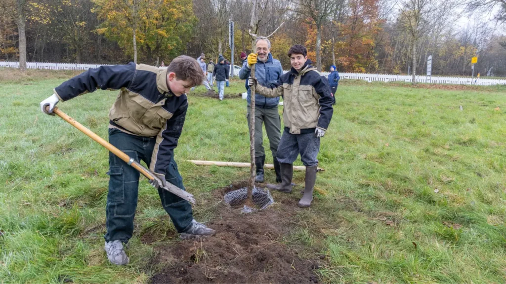 Kommunen für biologische Vielfalt - Praxisbeispiel - Stadt St. Ingbert - Einheitsbuddeln1