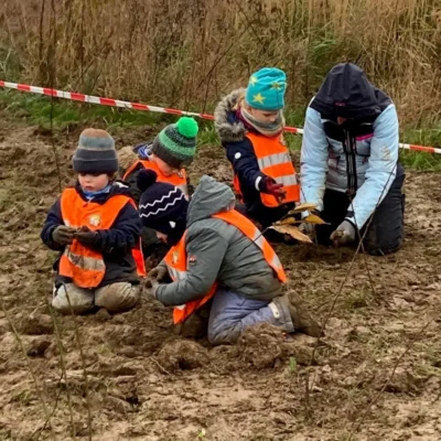 Kommunen für biologische Vielfalt - Praxisbeispiel - Gemeinde Rommerskirchen - Miniwald Dorf- und Festplatz2